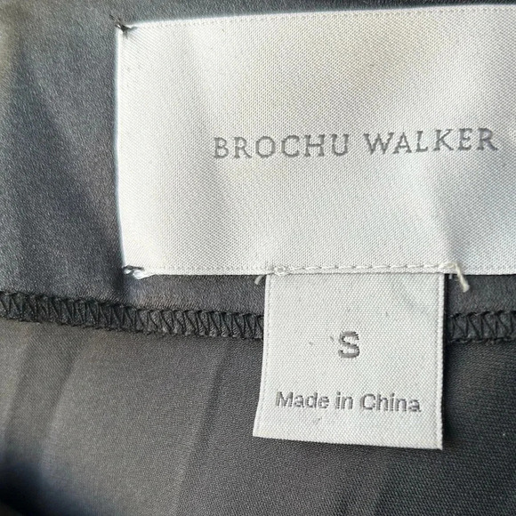 Brochu Walker stretch silk tunic black keyhole pockets Size S - Picture 4 of 6